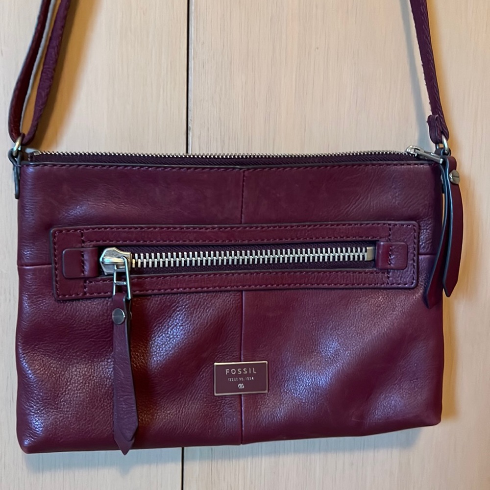 Fossil Crossbody Bag, in a lovely shade of wine.